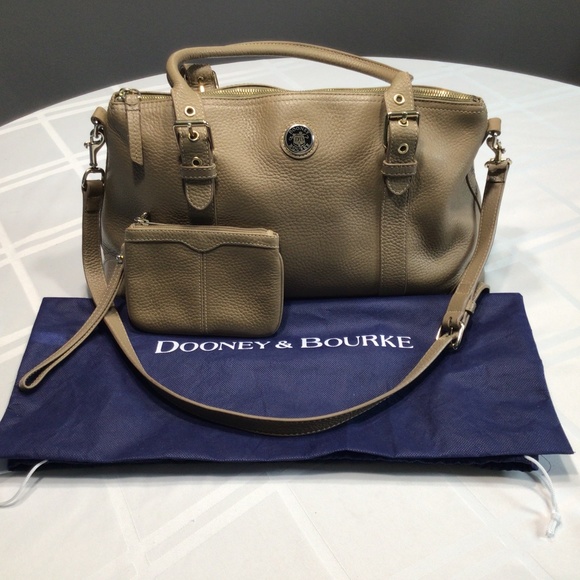 Vintage Dooney & Bourke satchel - Picture 10 of 16